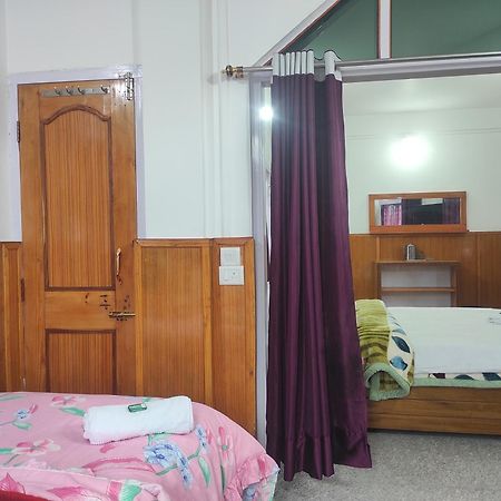 Hotel Tawang Regency Exteriér fotografie