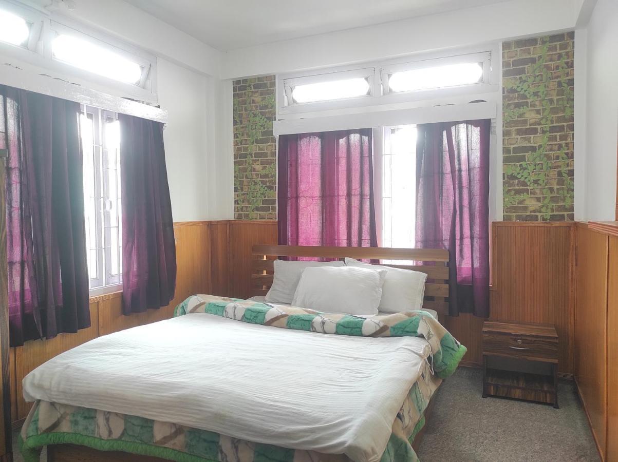 Hotel Tawang Regency Exteriér fotografie