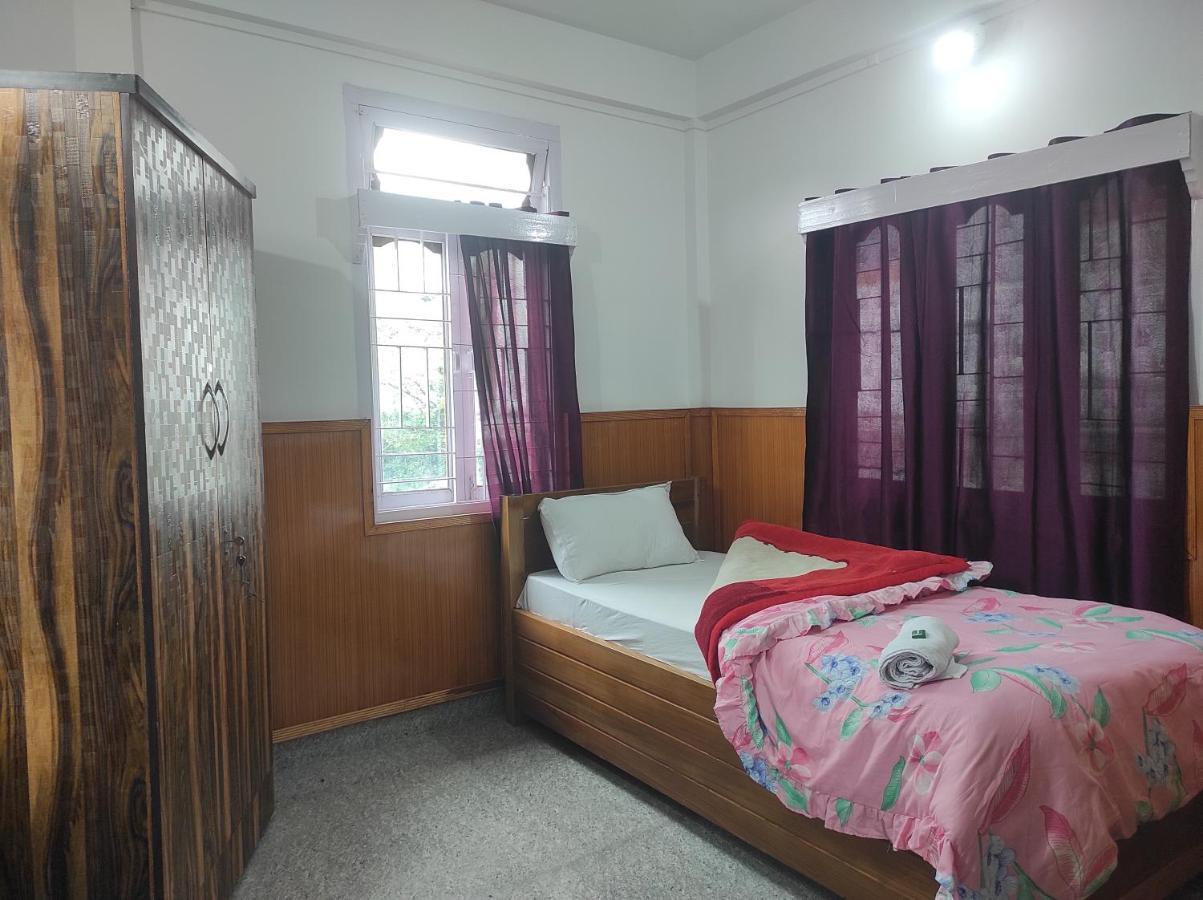 Hotel Tawang Regency Exteriér fotografie
