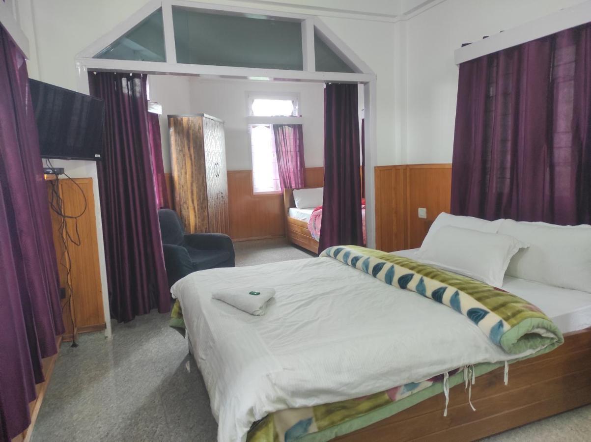 Hotel Tawang Regency Exteriér fotografie