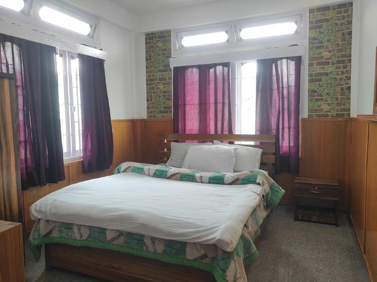 Hotel Tawang Regency Exteriér fotografie