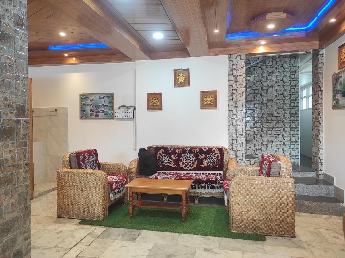 Hotel Tawang Regency Exteriér fotografie
