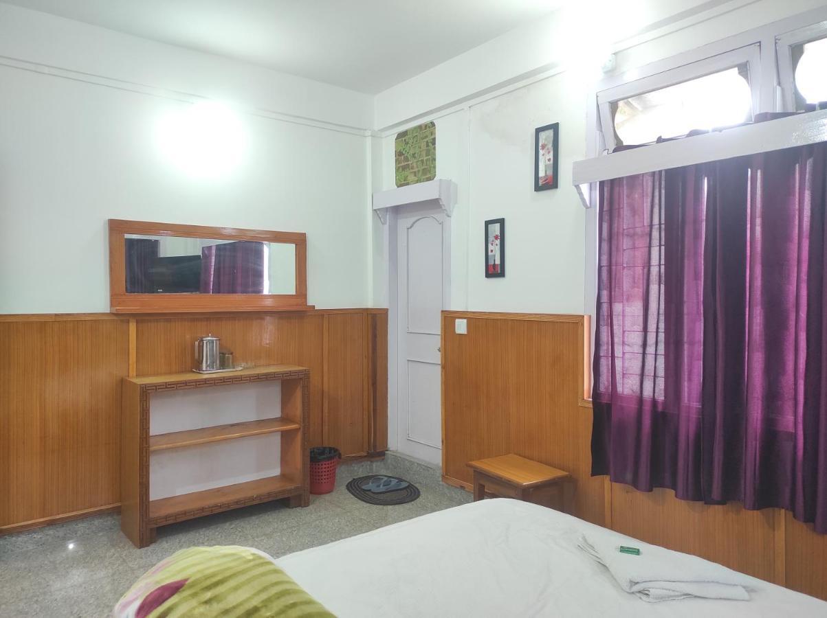Hotel Tawang Regency Exteriér fotografie