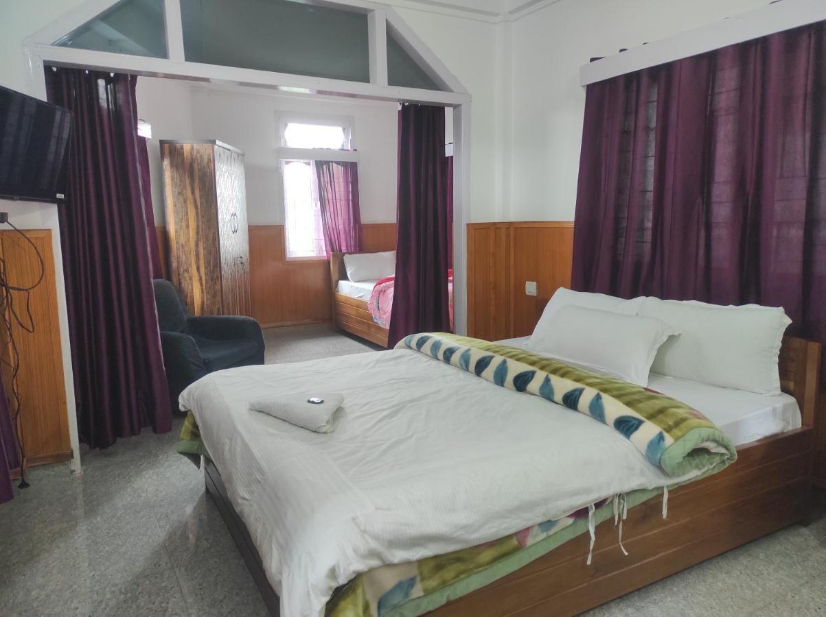 Hotel Tawang Regency Exteriér fotografie