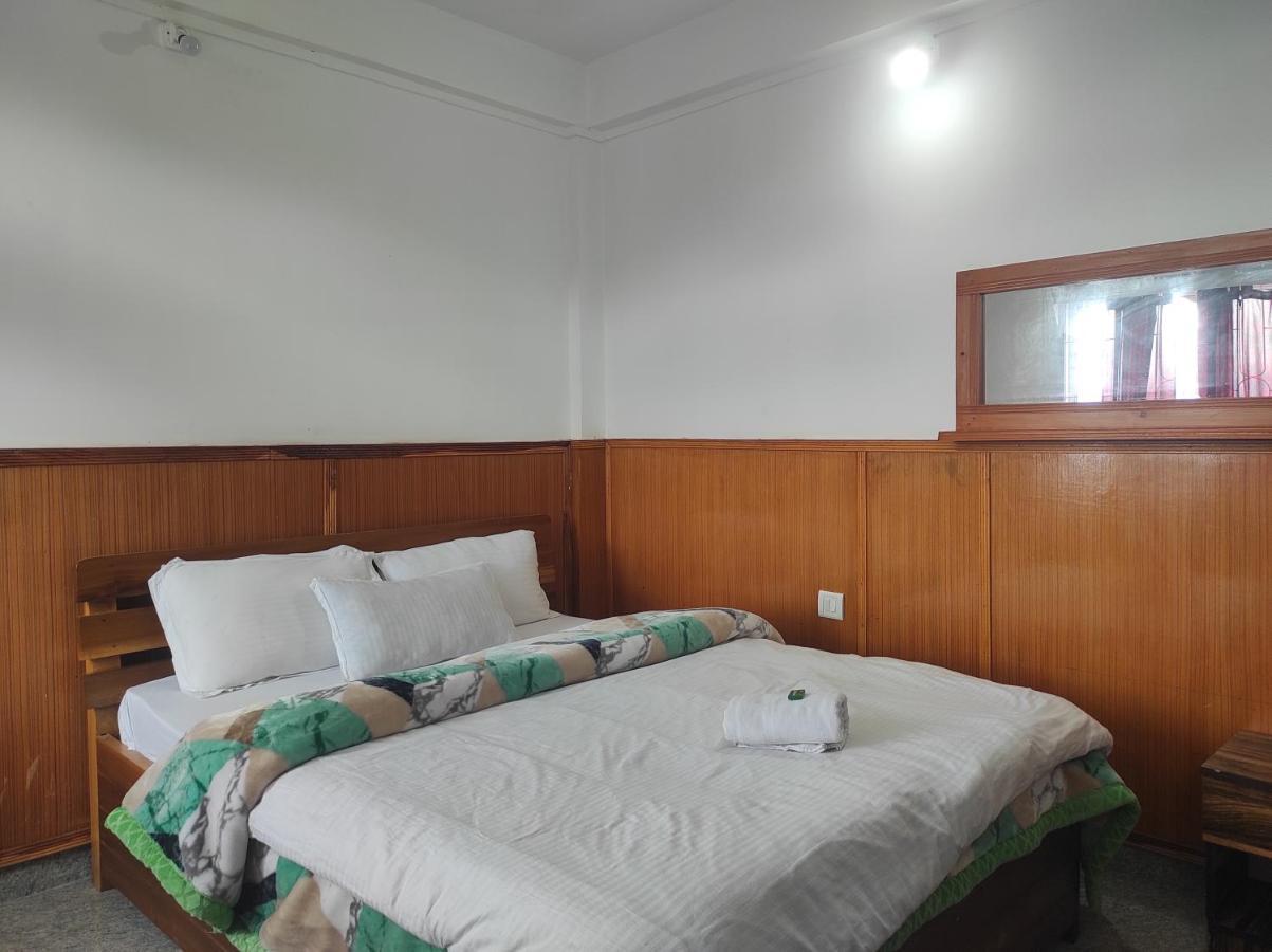 Hotel Tawang Regency Exteriér fotografie