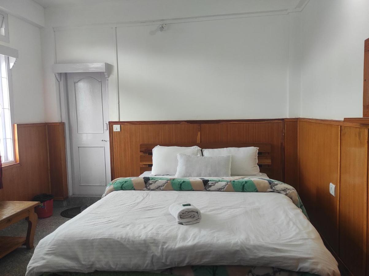 Hotel Tawang Regency Exteriér fotografie